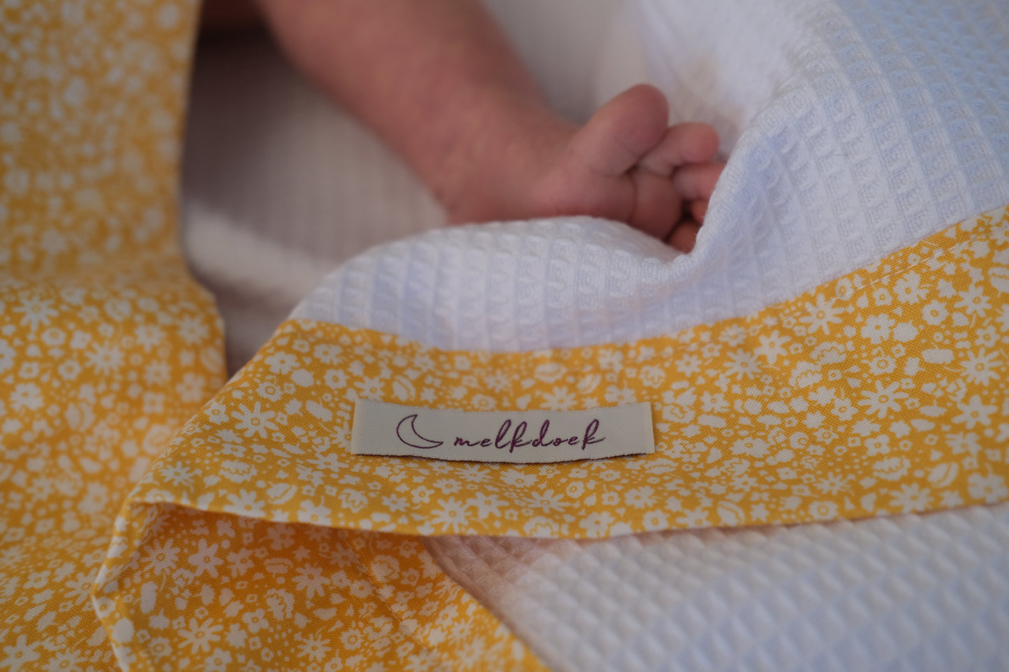 Melkdoek x Liberty London in Bohemian Brights