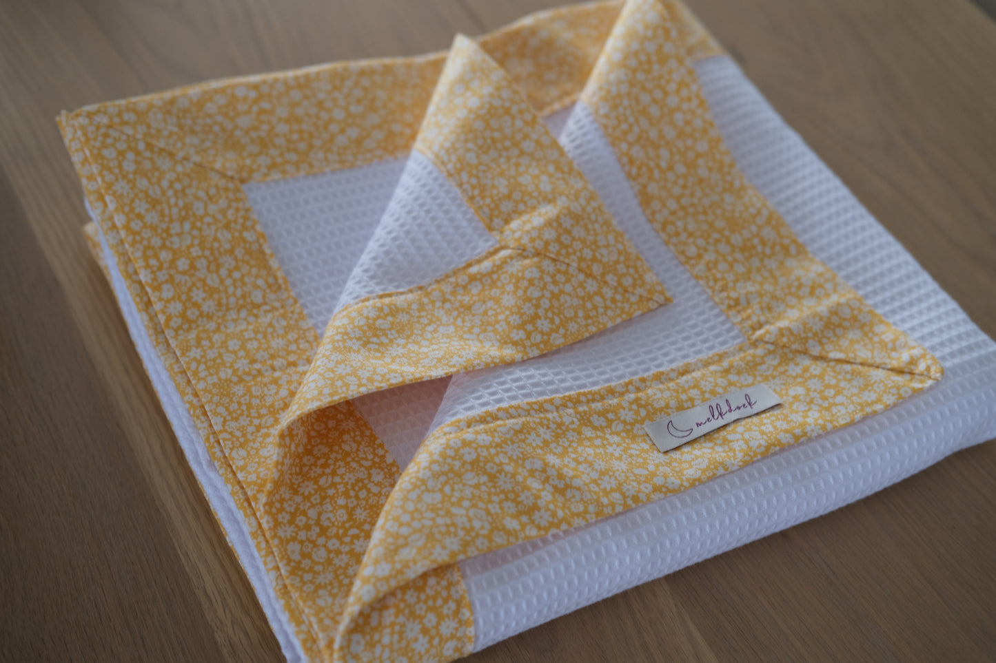Melkdoek x Liberty London in Bohemian Brights